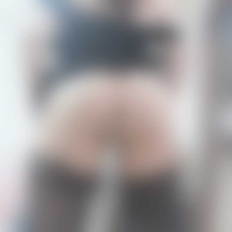 下着だけより着衣ってエロくない？