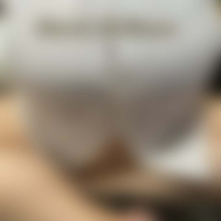 シャツを脱がしてね