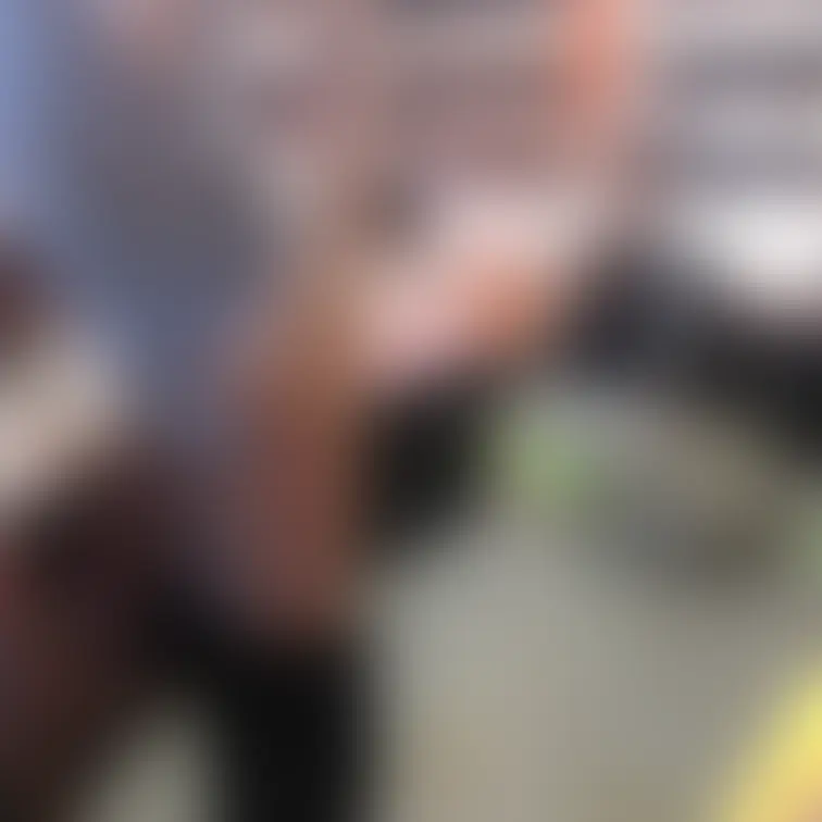 熱心に後追いしてきてくれたガテン系のおじさんと、過去に遭遇した単独さんに偶然の再会で、見てもらったり触ってもらったり・・