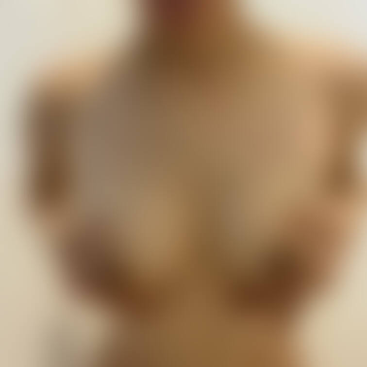 舌出して精子出してもらうの待機中…👅
乳首刺激されたから○○○乳が出てます💦💦💦

コメントやいいね頂戴🥺💦
