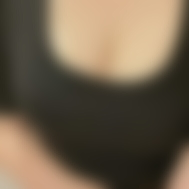 どんなふうに初めていいのかわからないけど投稿していきたいと思います🫣
コメントやメッセージほしいなー。。何をアップ