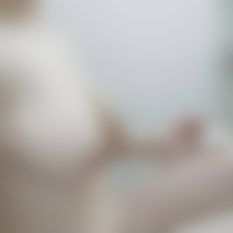 横からのアングル(〃∇〃)
垂れたおっぱいは好きですか…🙈？
明日は動画あがります🩷🩷