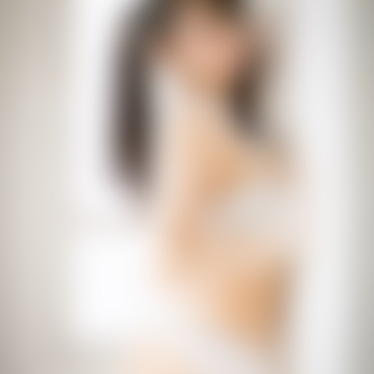 ストリップ劇場
池袋ミカド劇場のちるちる☆いちる嬢の宣材写真は私の撮影したものなんですよ。
尿路結石で8周年という日