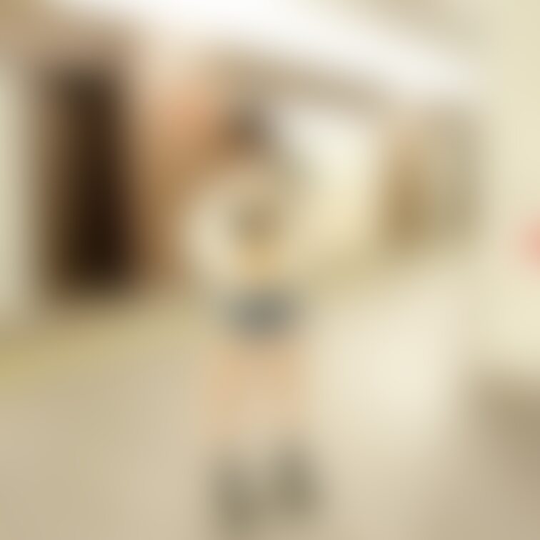乳首が見えるブラってなんでこんなにえろいんですかね？