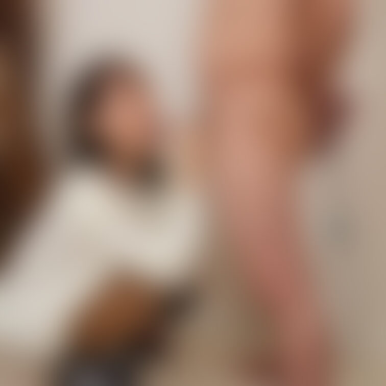 【Premium model】#034_HIROKO　
美人ママのフェラ顔とM字で大放尿（3/25ページ）

HI