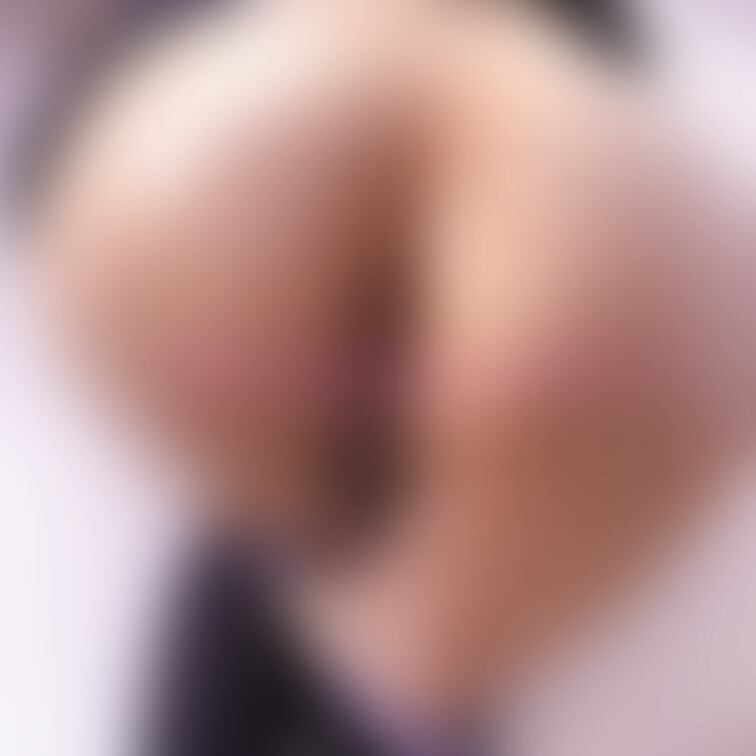 どっちの穴に入れたいの？？？💕
