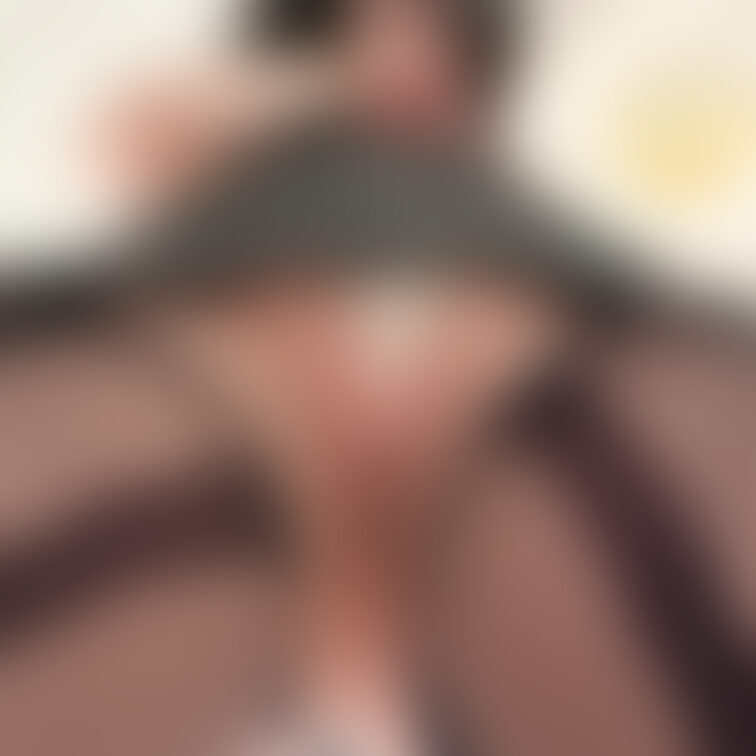 下アングル...🙆‍♀️

○○○風...@w@

むっちむちの顔面騎乗はいかが...?💞💞