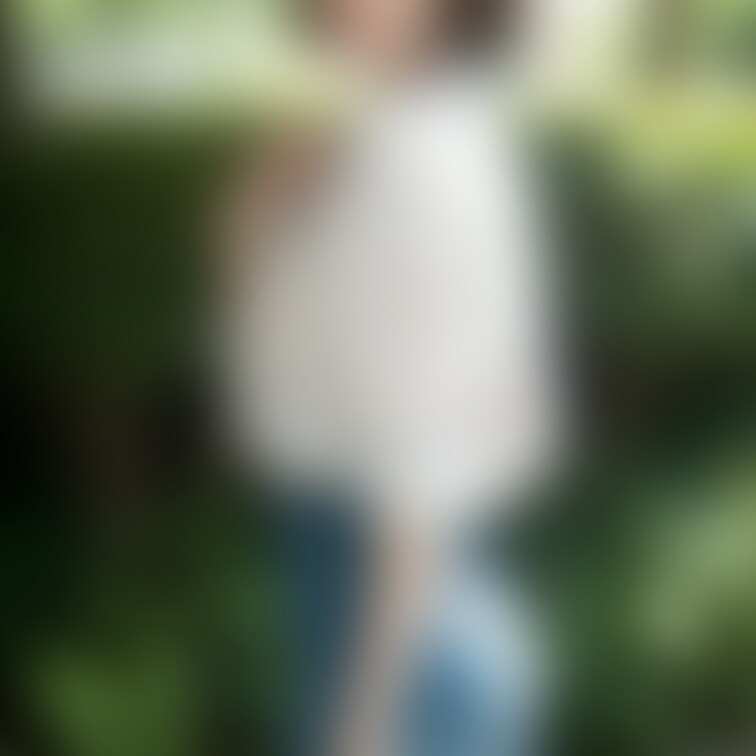 🟧乳首ぽっち　公園　白T🟧

ご覧いただきありがとうございます❤️
当アカウントは○○○でえっちな美女を生成し、