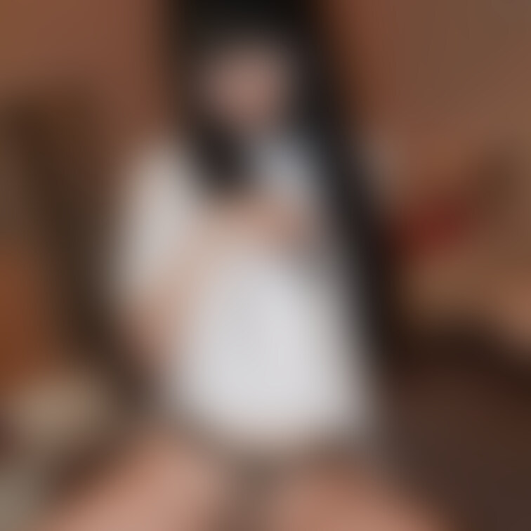 ヴぃ〜ンってなるおパンツ……😇
お外で試したがる変態さん趣味
ローターニーハイに突っ込むやつかわいいよね!!