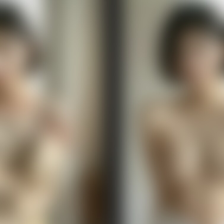 着衣と脱衣の並べた画像です    画像№1483