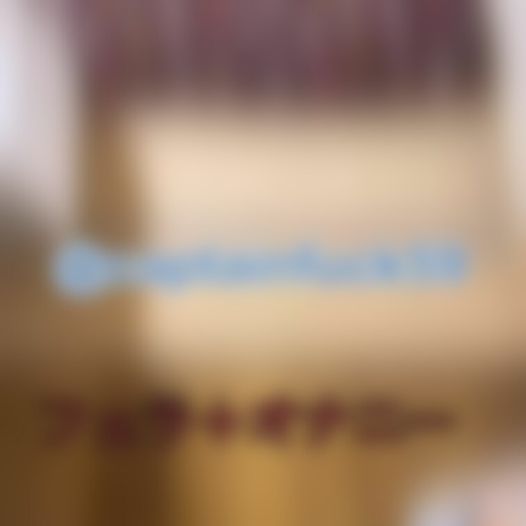 家の外まで喘ぎ声が聞こえてくるのが分かって、部屋に入ったらすぐフェラされましたw