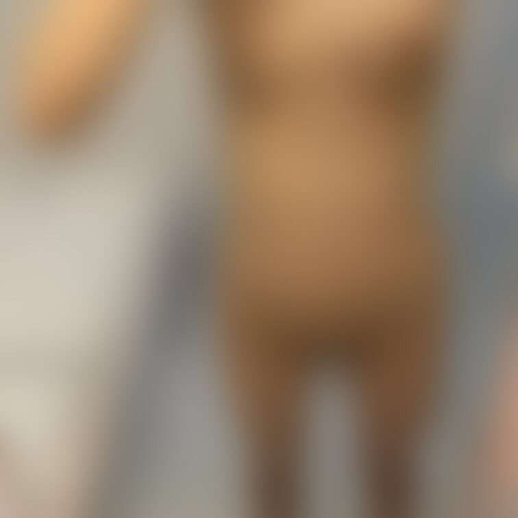 美少女JDちゃんのお風呂自撮りです
生え残した薄い毛がかわいいです