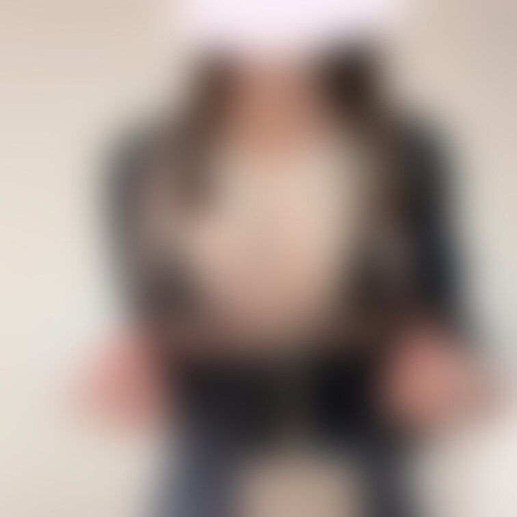 仕事中なのに発情して乳首カリカリしながら写真撮っちゃうド変態です♡♡こんなことしてごめんなさい♡♡ドキドキしまくってまん