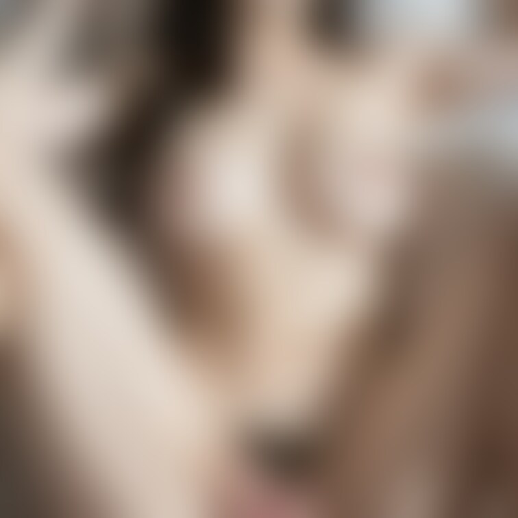 えっ❓まだ入るの❓ 抜けてないの❓ って 何度も思っちゃった。奥が伸ばされて・・・💕 あ～また ほしい💦