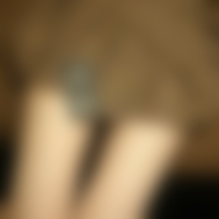 ゴム...しなくていいよ？
中に出して欲しい。

頑張って他撮り風に撮った自撮り...!!!😭
三脚にカメラ付け