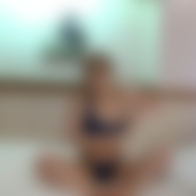 プレミアムコースか標準コースでは最後まで脱いだ動画もご覧頂けます🤭
