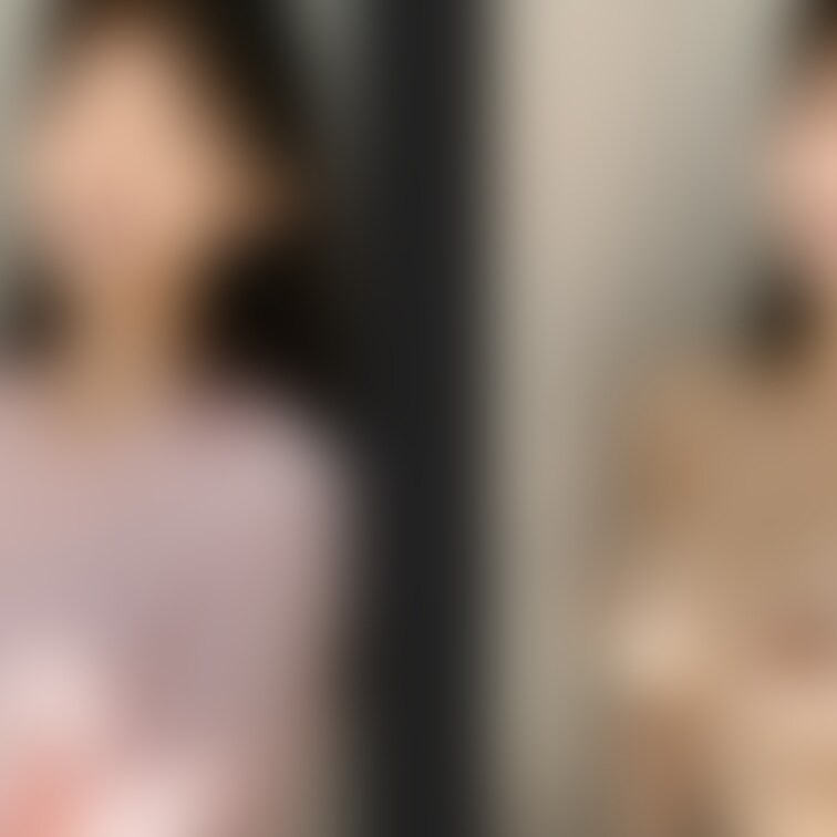 着衣と脱衣を並べた画像です。画像№314