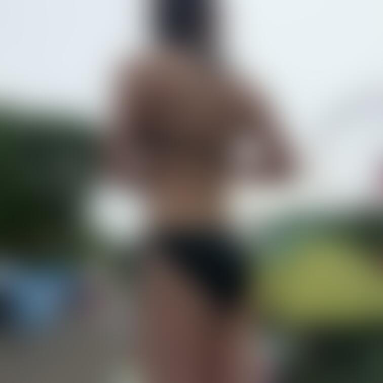 水着適当にー
おしり