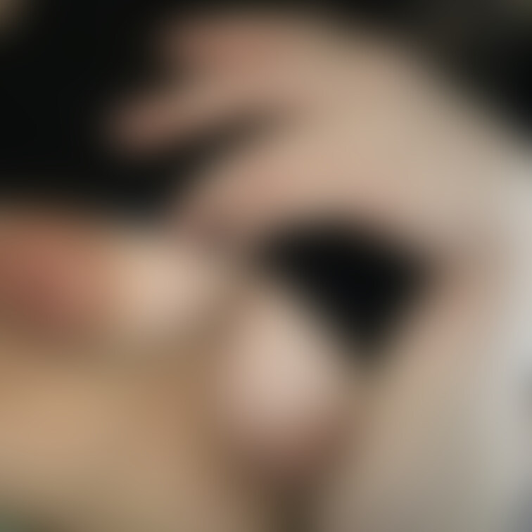 おっパイ舐めたい人いますか？