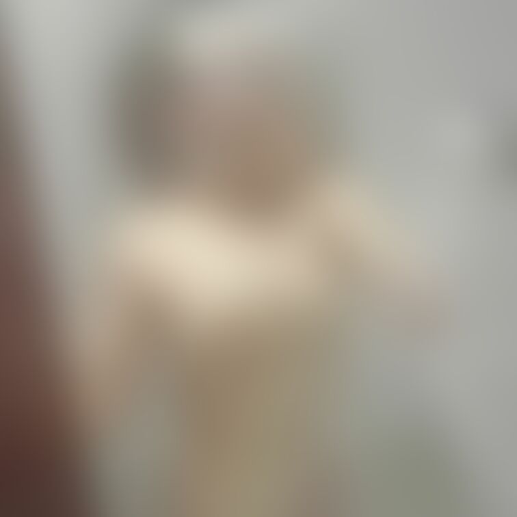 こんばんは、みゆです🌙✨

お風呂の鏡に映る体きれいと思って撮ってみるけど、曇ってしまって写真だと伝わらない😭
