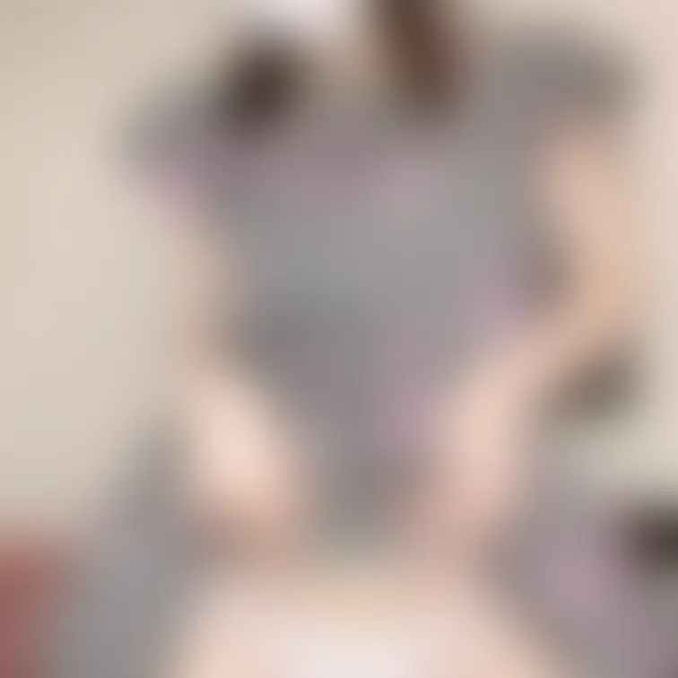 スカート捲ってチラ見せ🙈💓
前側とバック側の2枚セットです♡
こういうのは好きかな？(*´ω`*)

