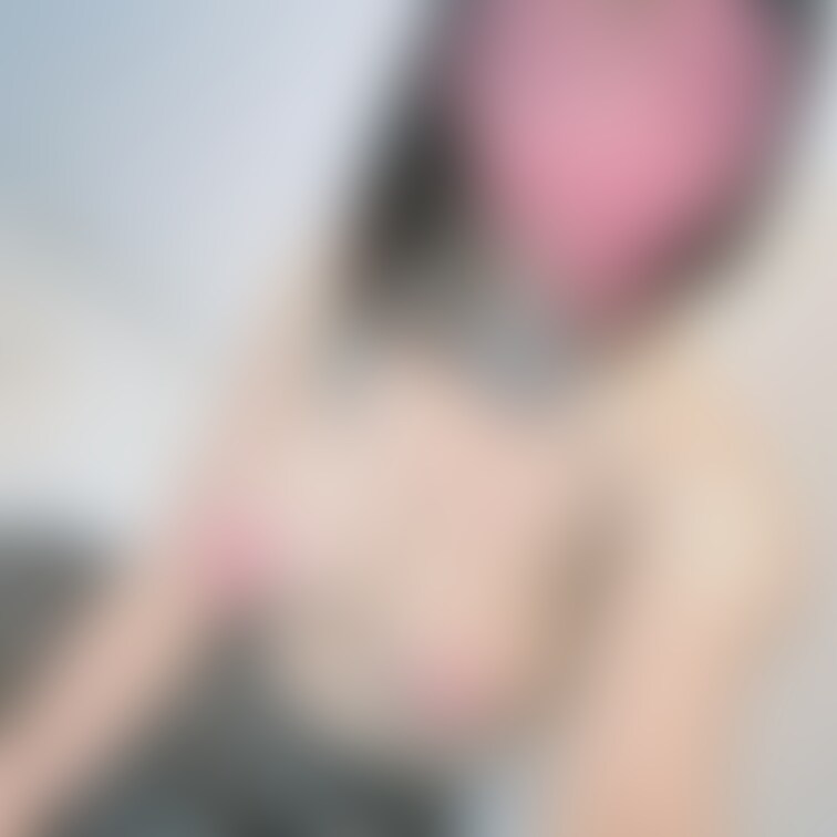学校にいるときは好きでもない人にみられて嫌だったんですけど、
ここだと私が好きなフォロワーさんがいるので大胆になれ