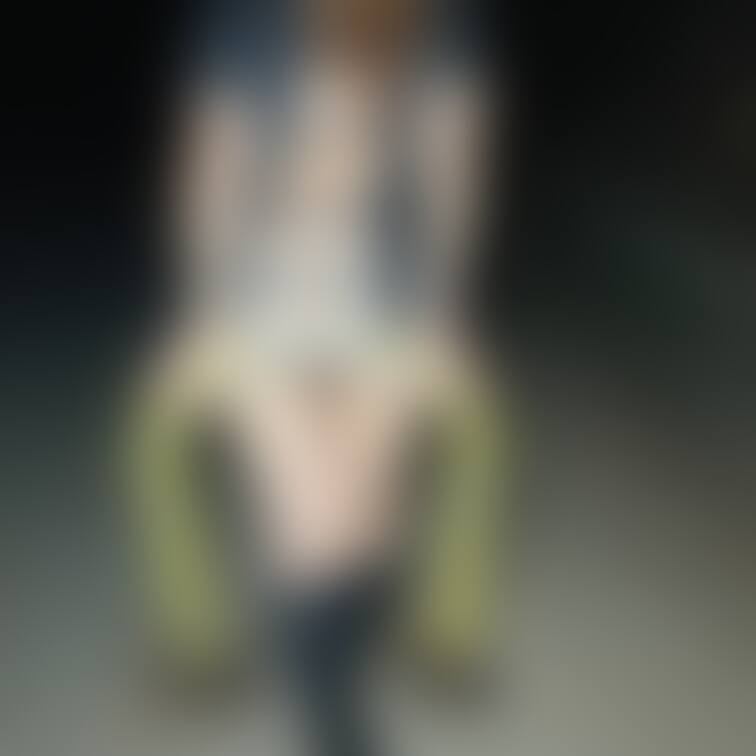 おしり冷たいやつですね🍑
跨ぐのは勘弁して下さい😂