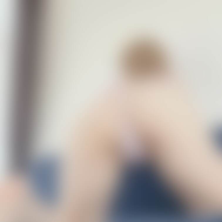 昨夜ゎ珍しくちょっとハードめなエッチを🤭

最初ゎ「私のおまん○使ってください」って言ってたくせに、途中から「もう、