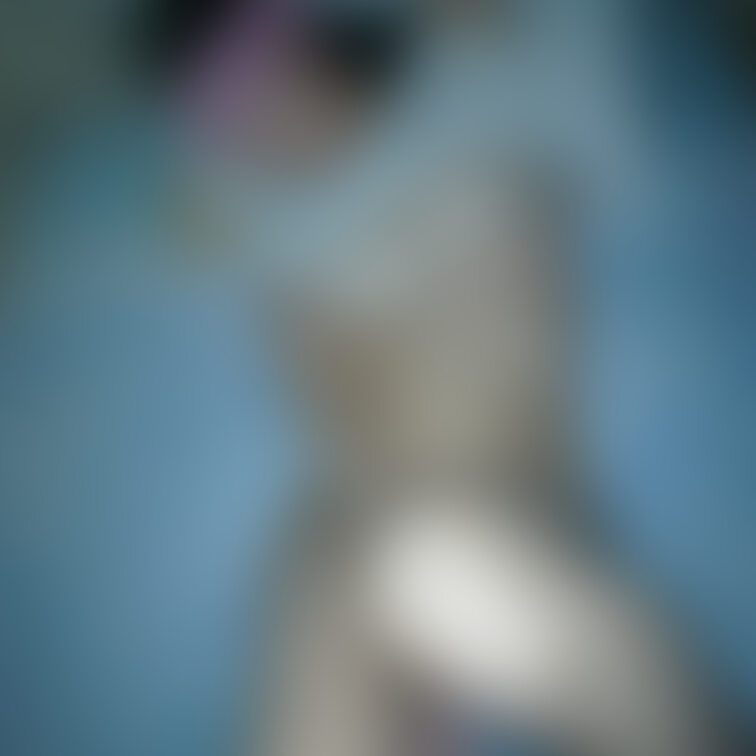 【恥ずかしい程パンティをべっちょり濡らすオナ狂いお○○○さん②】
電マの刺激に耐えられずヨガりまくるお○○○さ