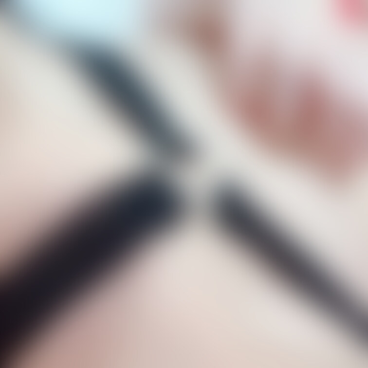 ずらしてなめてぴちゃぴちゃにして…イレて〜


入れてくれる？いいね←押してね♥️

💎🤍ホワイトプラン🤍💎の