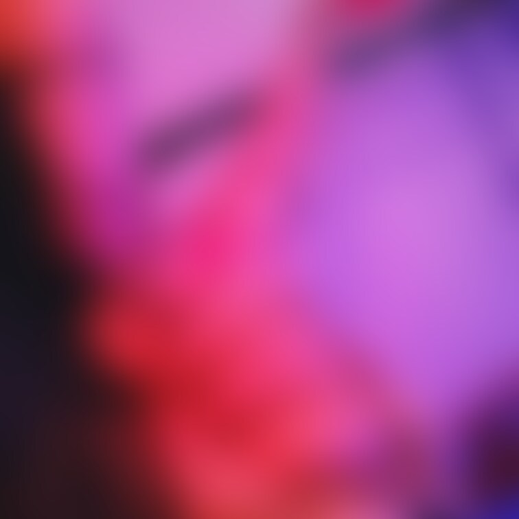 これは自縛。片足あげてフラフラさせるとか
不安定にしたらギシギシ効いてくる
3脚立ててリモコンで撮ったり
後で自分
