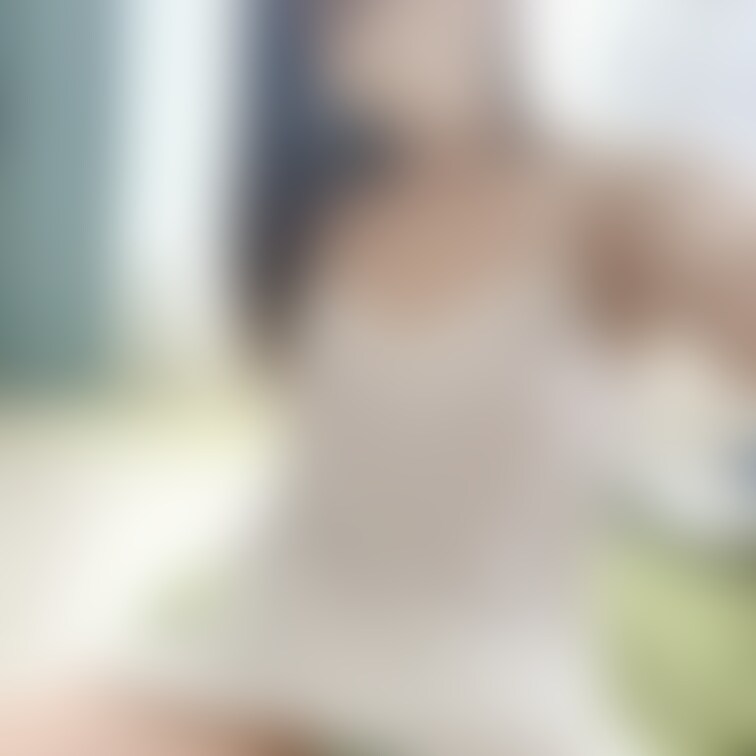 寒くなったから写真撮るのも薄着だと
体がきゅってなるね🥺✨
そろそろ暖房いれなきゃかなー
暖房の部屋で薄着で過