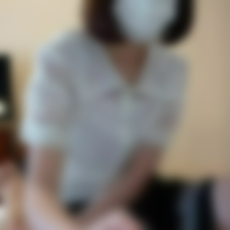 みゆちゃんの手コキで潮を吹いてしまった動画です！！
全編は○○○で絶賛発売中です♫