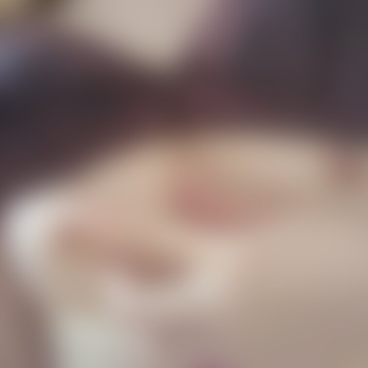 なんで左右の乳首で感度違うんだろなぁ🤔