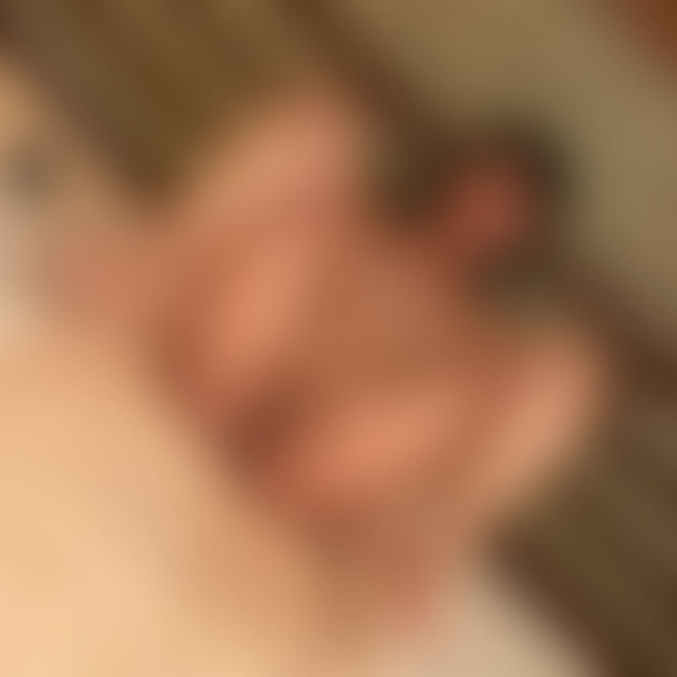 複数プレイの後に2人で撮影会してるときの！
こんな感じかなって撮ったらレイが無表情すぎた！

#素人
#ハメ撮り