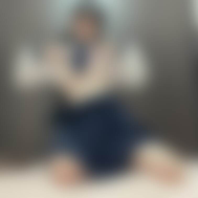 厳選したエロ可愛い私です♥️
おっぱいたくし上げ、Tバック、下着姿、後ろからくぱぁ…
取り慣れない感じの写真です。
