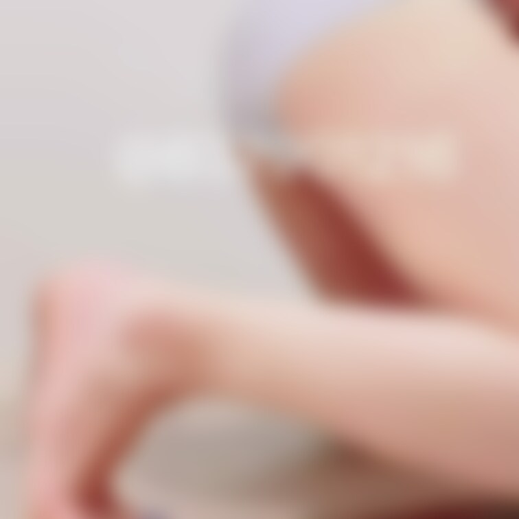別アングル🤍⋆͛
ミニ電マですぐイッちゃって🥺
おしり勝手につきでちゃう。