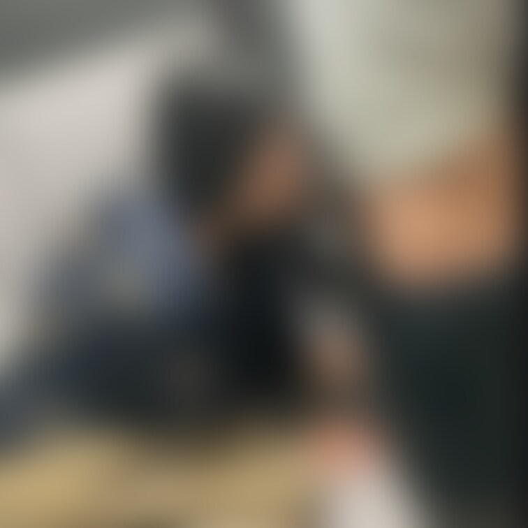 先輩の家遊びに行ったときに動画撮りながらフェラ練習させられました笑
