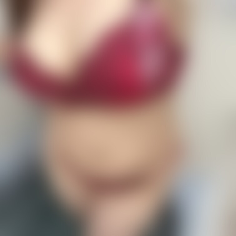 お疲れ様🥰
お風呂で下着姿…もすき？🥰