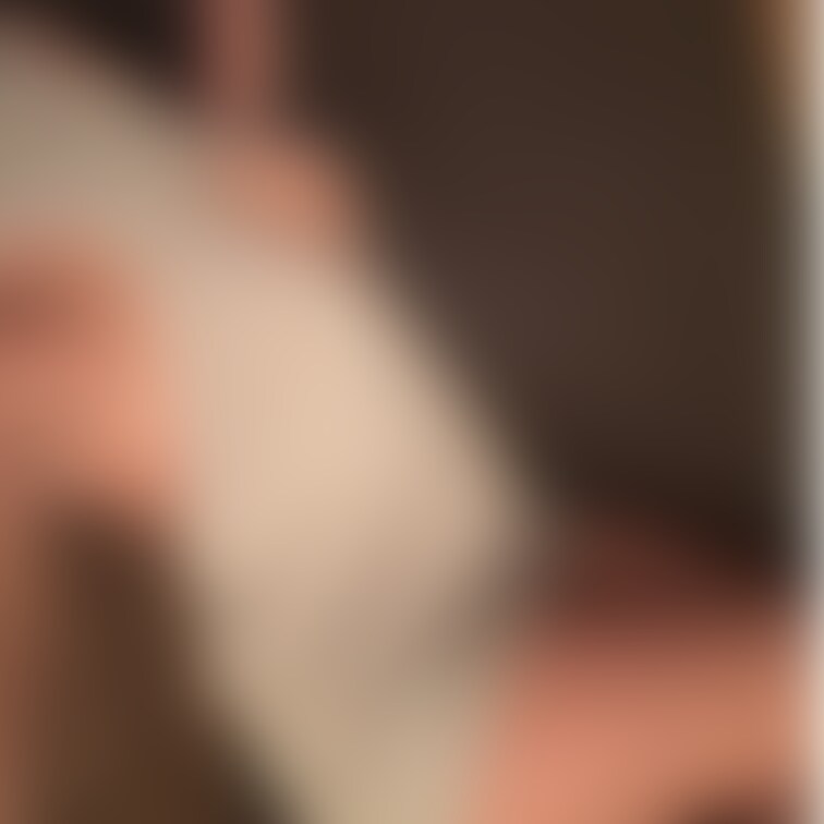 おはようございます☀
フォロワーさんからの嬉しいプレゼント🎁
童貞をころすニットだそうです笑
なかなかフワフワ