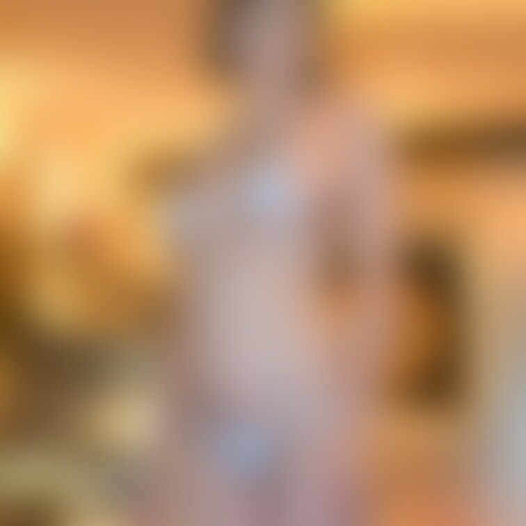 マイクロビキニ着てもらいました。