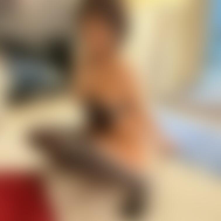 ayaって、、、
やっぱり、、エッチ、、
エロい、、のかなぁ。。。