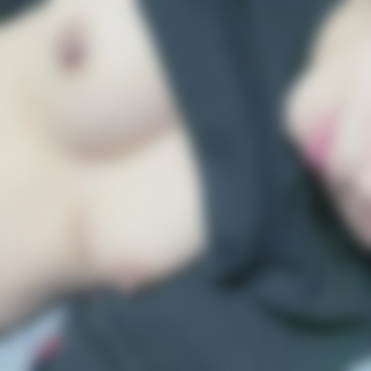 おっぱいさわさわ〜
触り心地最高です😍