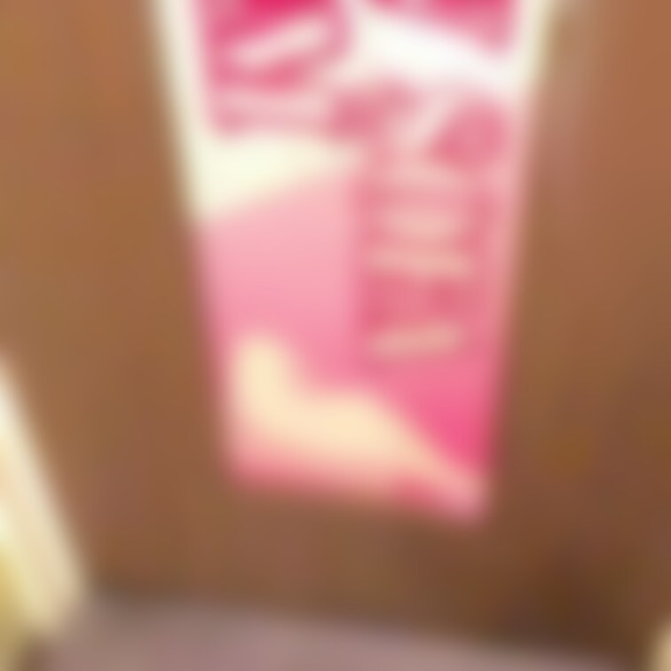 少し経った頃、中の事が気なったので入ってみた動画です。
あまりにも感じている妻にびっくりしました。
お○○○の効果も