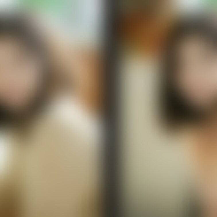 着衣と脱衣を並べた画像です。画像№1024