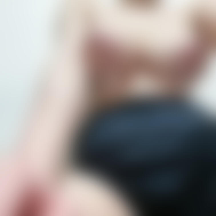 ぽよぽよのやわやわおっぱいです
