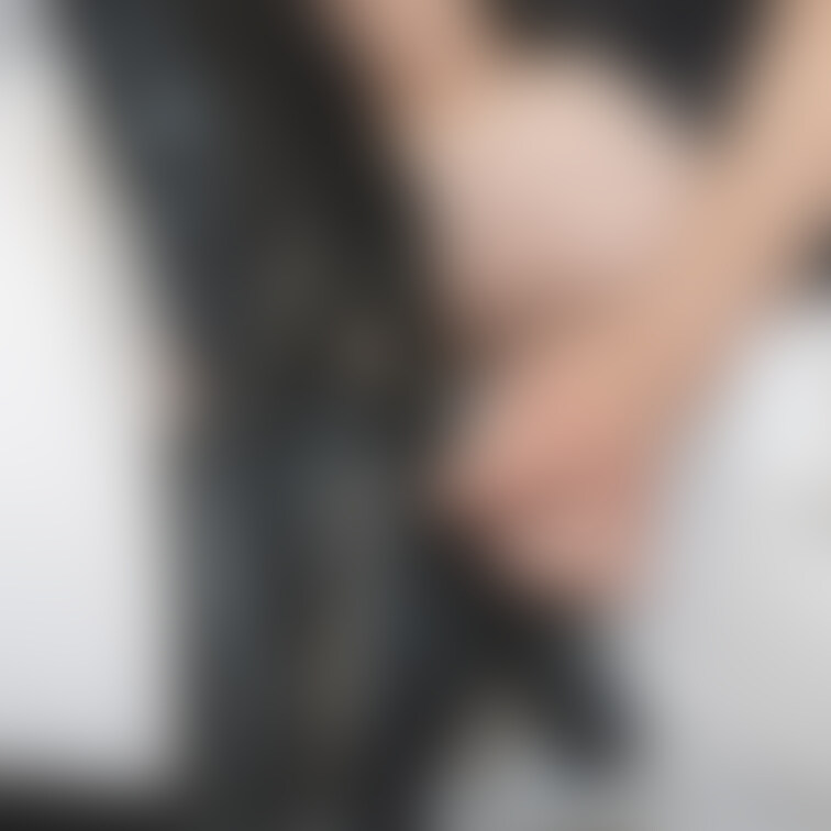 👩🏻「嗅ぎたいならもっとこっちきて」