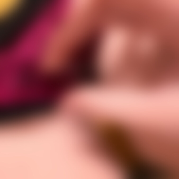 いやらしいおまんこちゃんなんです🥺💦
舐めてくれますか？💖