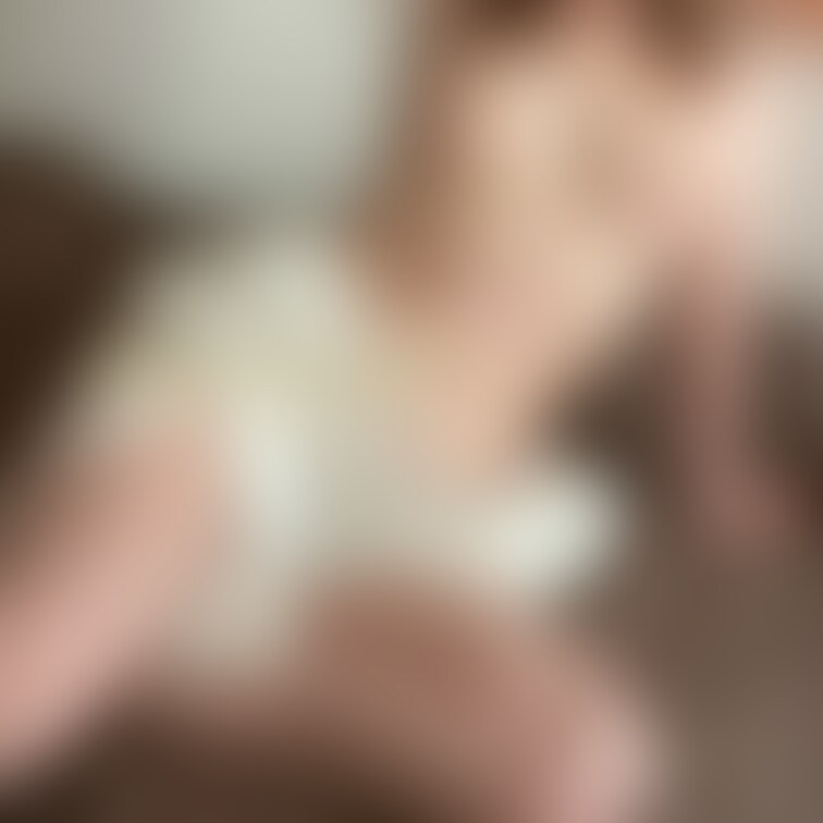 妻の身体どうですか？
綺麗と思ってくれたら、コメント！いいね👍
よろしくお願いします🥺