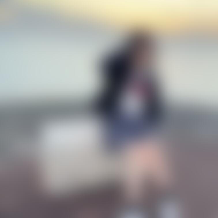 弱気少女、綺麗な海にたどり着いた。